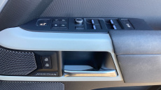 Land Rover Defender 2.0 D240 SE 110 5dr Auto Diesel Estate